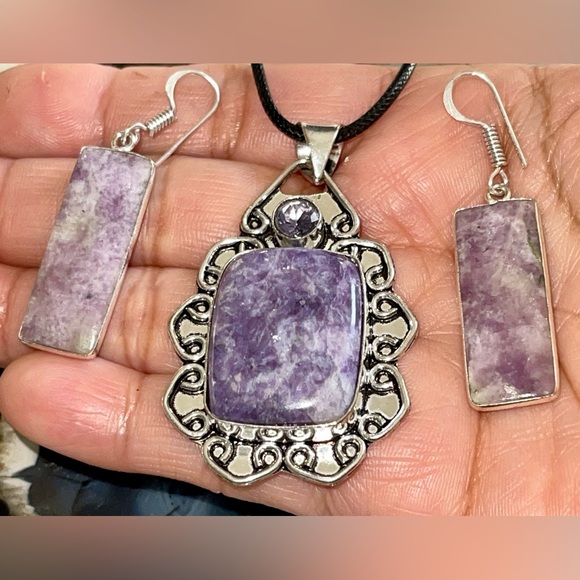 “The Peace Stone” Lepidolite Pendant & Earrings Set - Picture 1 of 13